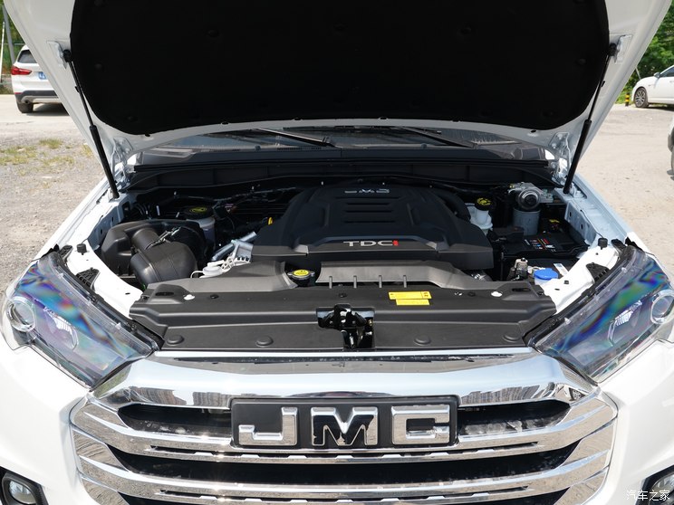 江铃汽车 域虎7 2023款 2.0T自动柴油四驱舒享型长轴 江铃汽车 域虎7 2023款 2.0T自动柴油四驱舒享型长轴