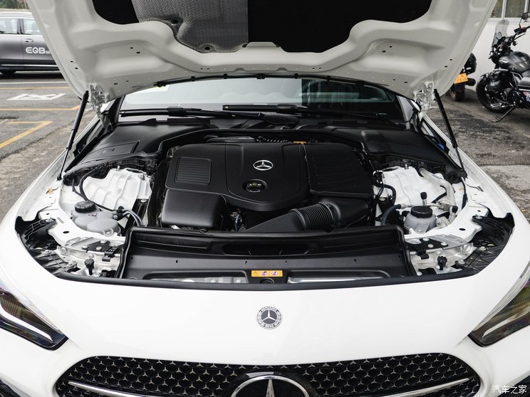 奔驰(进口) 奔驰CLE 2024款 CLE 300 4MATIC Coupe 奔驰(进口) 奔驰CLE 2024款 CLE 300 4MATIC Coupe