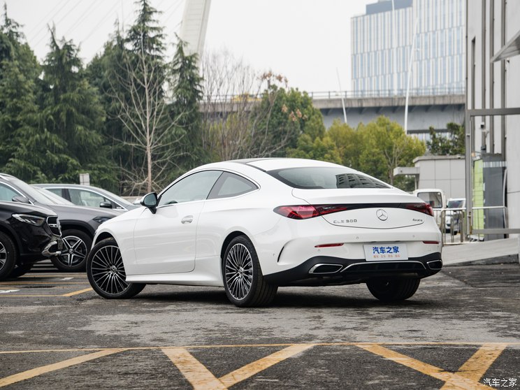 奔驰(进口) 奔驰CLE 2024款 CLE 300 4MATIC Coupe 奔驰(进口) 奔驰CLE 2024款 CLE 300 4MATIC Coupe