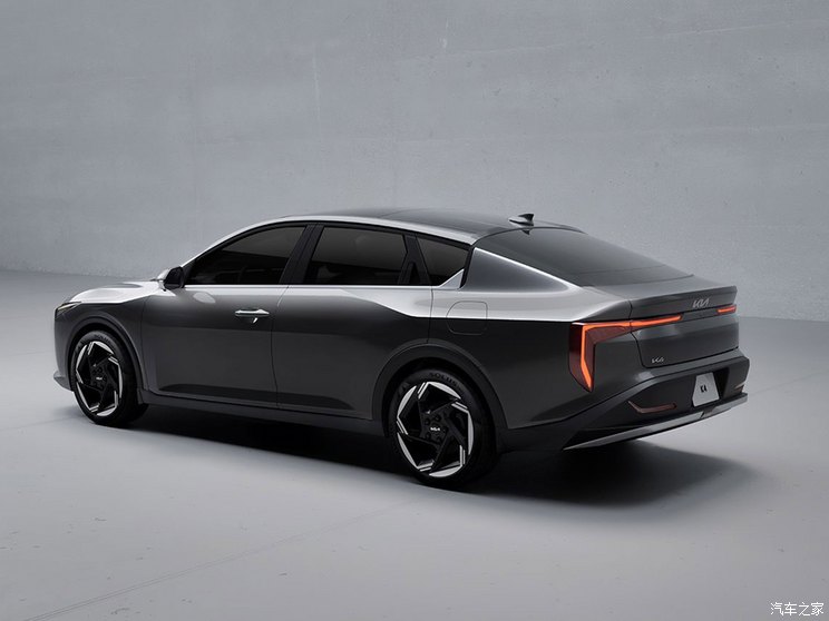 起亚(进口) Forte 2024款 基本型 起亚(进口) Forte 2024款 基本型