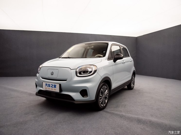 零跑汽车 零跑T03 2024款 403舒享版 零跑汽车 零跑T03 2024款 403舒享版