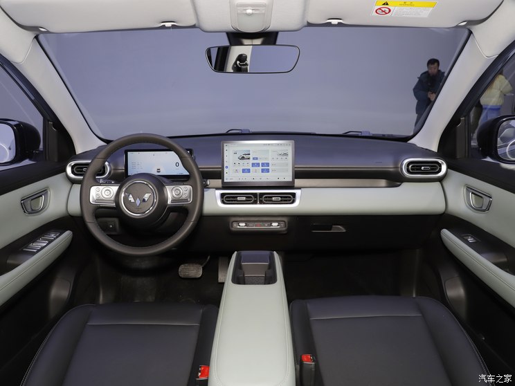 上汽通用五菱 五菱缤果PLUS 2024款 510km 旗舰版 上汽通用五菱 五菱缤果PLUS 2024款 510km 旗舰版