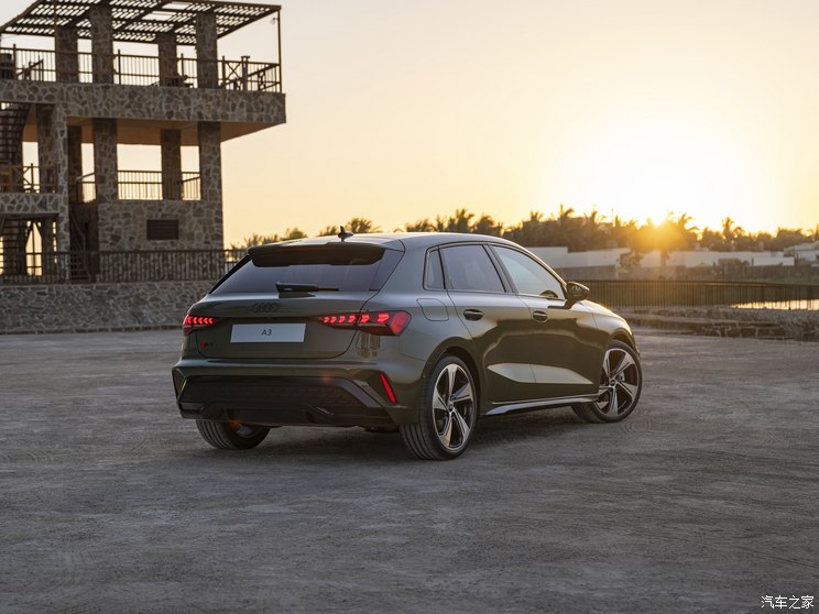 奥迪(进口) 奥迪A3(进口) 2024款 Sportback 基本型 奥迪(进口) 奥迪A3(进口) 2024款 Sportback 基本型