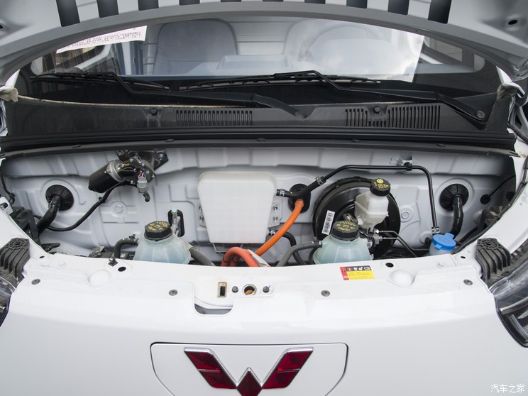 上汽通用五菱 五菱扬光 2024款 300km 实用型 上汽通用五菱 五菱扬光 2024款 300km 实用型