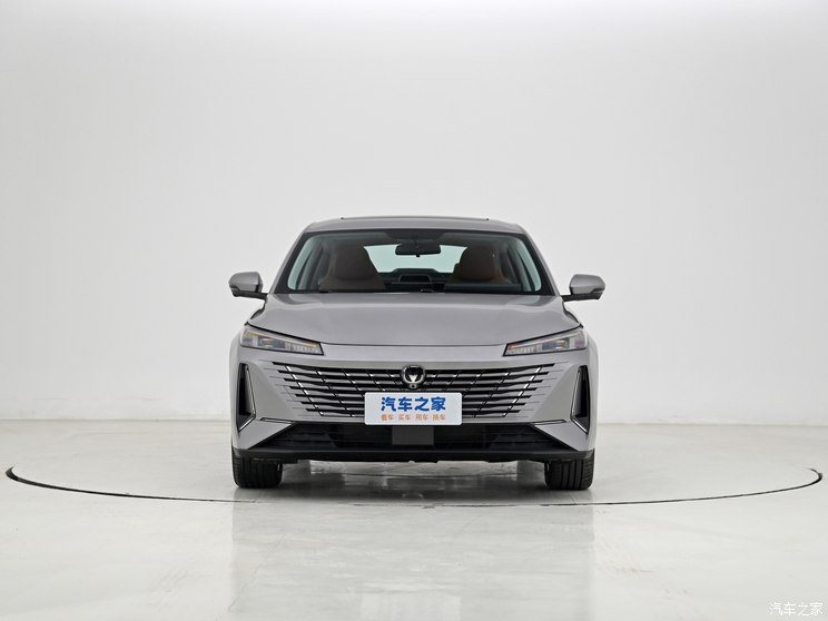 长安汽车 逸动 2024款 1.5T GDI自动 旗舰型 长安汽车 逸动 2024款 1.5T GDI自动 旗舰型