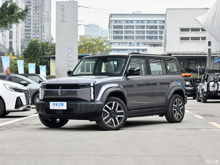 奇瑞新能源 奇瑞iCAR 03 2024款 501km 四驱长续航进阶版 奇瑞新能源 奇瑞iCAR 03 2024款 501km 四驱长续航进阶版