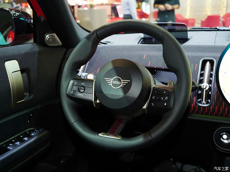 MINI JCW MINI JCW COUNTRYMAN 2024款 2.0T JOHN COOPER WORKS MINI JCW MINI JCW COUNTRYMAN 2024款 2.0T JOHN COOPER WORKS