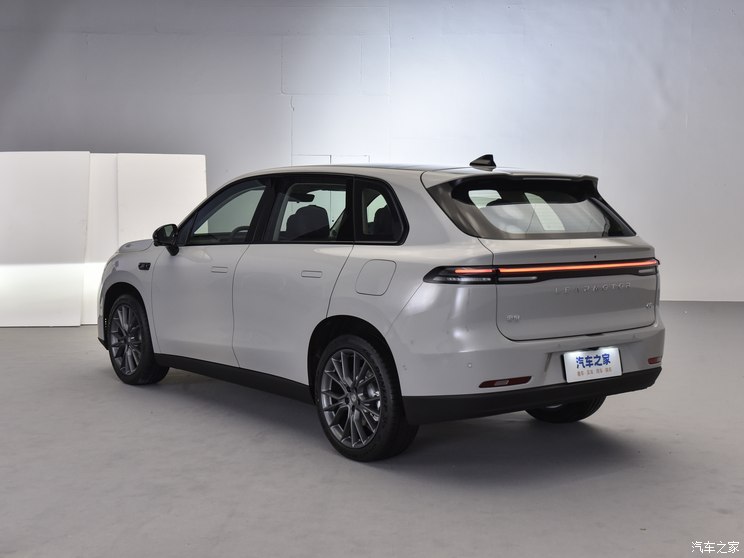 零跑汽车 零跑C10 2024款 210智驾版 零跑汽车 零跑C10 2024款 210智驾版