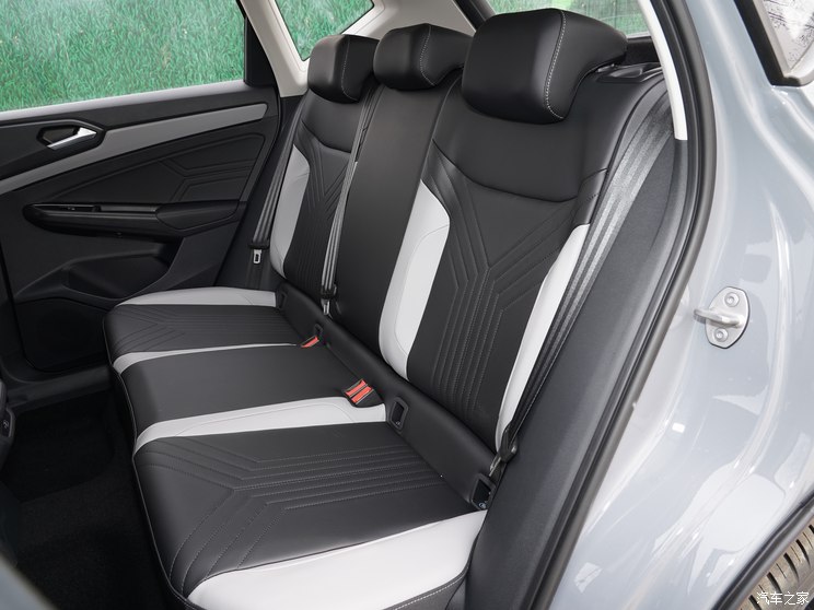 一汽-大众捷达 捷达VS5 2024款 280TSI 自动旗舰高光版 一汽-大众捷达 捷达VS5 2024款 280TSI 自动旗舰高光版