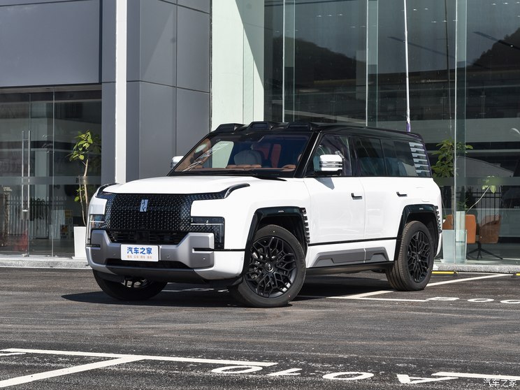 仰望 仰望U8 2023款 豪华版 仰望 仰望U8 2023款 豪华版