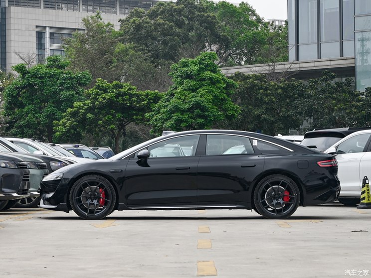 LUXEED 智界 智界S7 2024款 Max RS LUXEED 智界 智界S7 2024款 Max RS