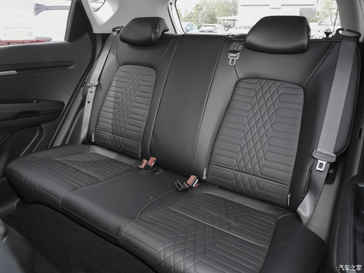 起亚 起亚Sonet 2023款 高配版 起亚 起亚Sonet 2023款 高配版