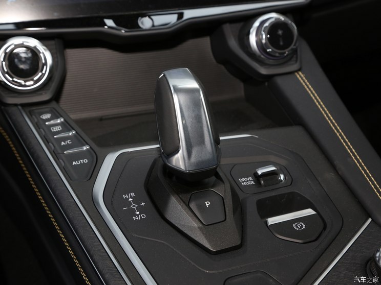 领克 领克01 2024款 2.0TD 两驱全球Pro 领克 领克01 2024款 2.0TD 两驱全球Pro