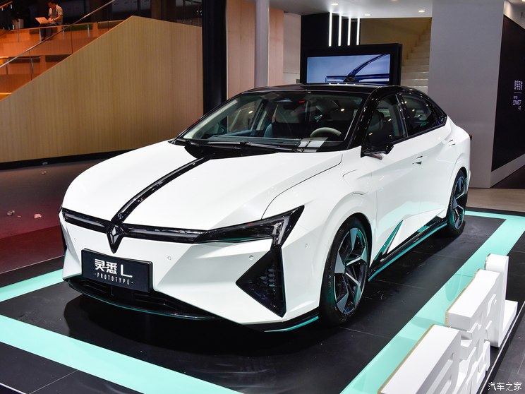 东风本田 灵悉L 2024款 基本型 东风本田 灵悉L 2024款 基本型