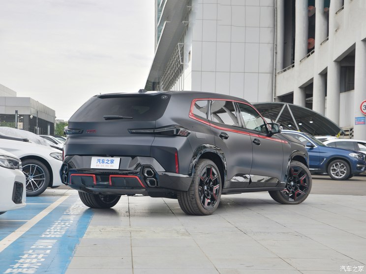 宝马M 宝马XM 2023款 Label Red限量版 宝马M 宝马XM 2023款 Label Red限量版