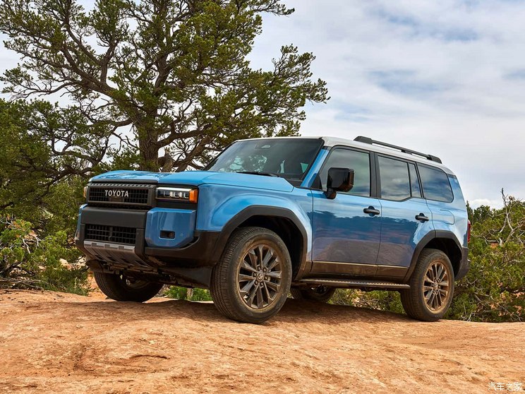 一汽丰田 普拉多 2024款 2.4T ADV版 6座 一汽丰田 普拉多 2024款 2.4T ADV版 6座