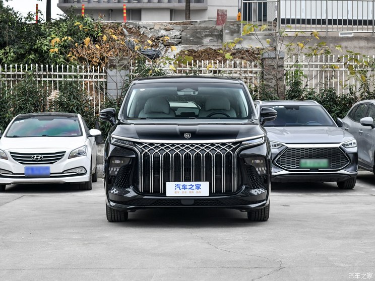东风风行 星海V9 2024款 PHEV 200km 尊享型 东风风行 星海V9 2024款 PHEV 200km 尊享型