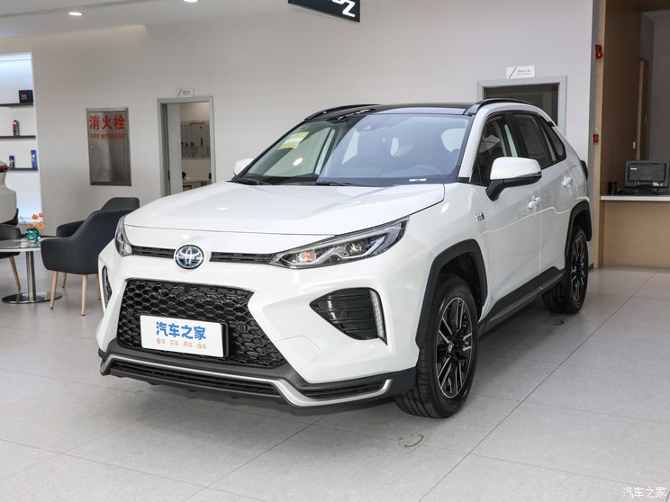 广汽丰田 威兰达新能源 2023款 高性能版 2.5L 两驱劲擎版 广汽丰田 威兰达新能源 2023款 高性能版 2.5L 两驱劲擎版