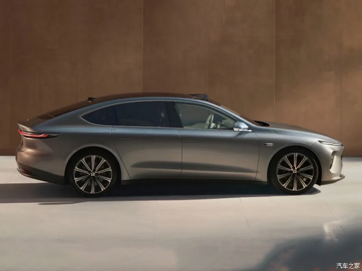 蔚来 蔚来ET7 2024款 100kWh 签名版 蔚来 蔚来ET7 2024款 100kWh 签名版