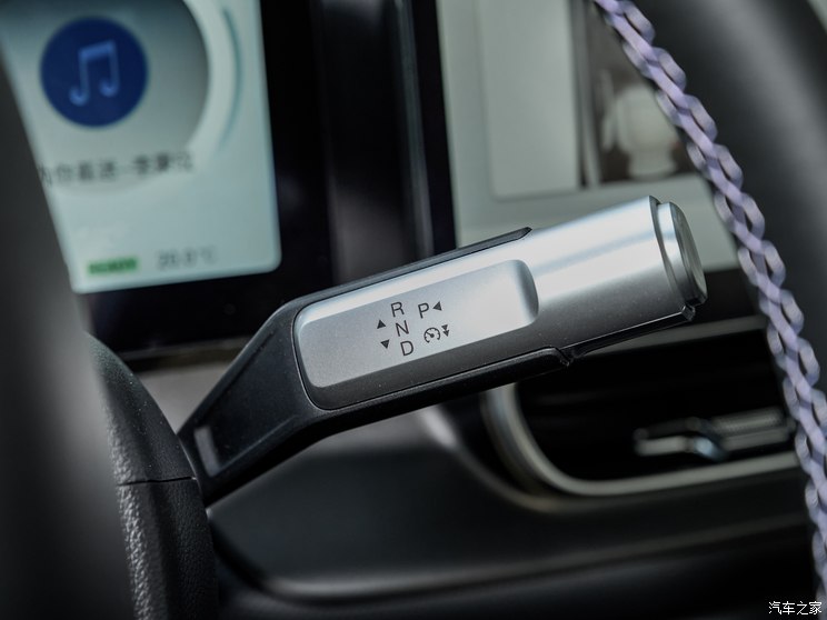 埃安 AION V 2024款 Plus 60 星耀版 磷酸铁锂 埃安 AION V 2024款 Plus 60 星耀版 磷酸铁锂