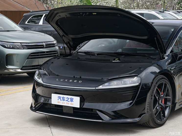 LUXEED 智界 智界S7 2024款 Max RS LUXEED 智界 智界S7 2024款 Max RS