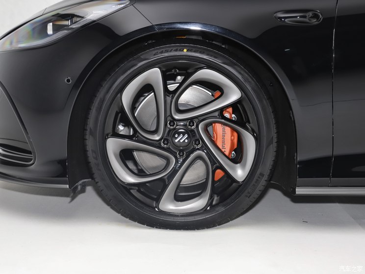 智己汽车 智己L6 2024款 双电机 智己汽车 智己L6 2024款 双电机