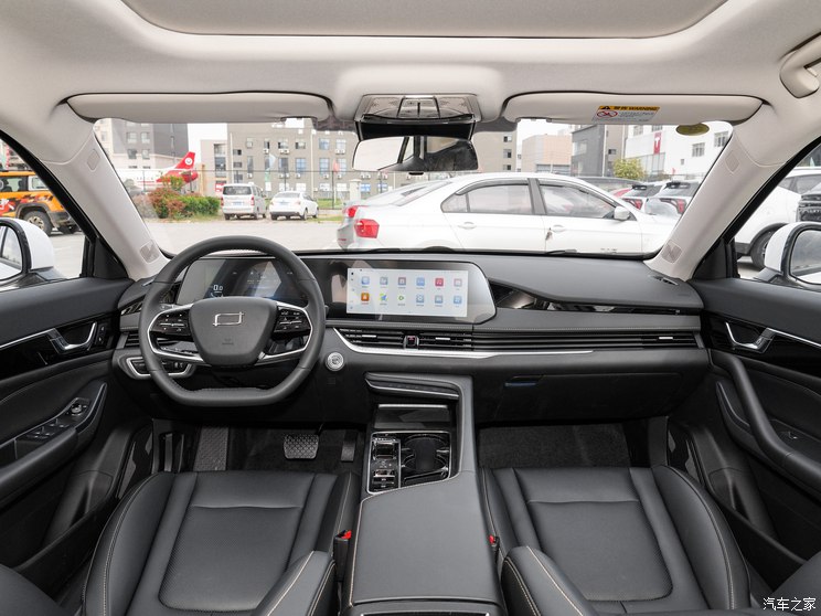 一汽奔腾 奔腾B70 2024款 龙腾版 1.5T 领跃型 一汽奔腾 奔腾B70 2024款 龙腾版 1.5T 领跃型