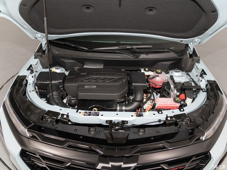 上汽通用雪佛兰 探界者Plus 2024款 155km ACTIV 至臻版 上汽通用雪佛兰 探界者Plus 2024款 155km ACTIV 至臻版