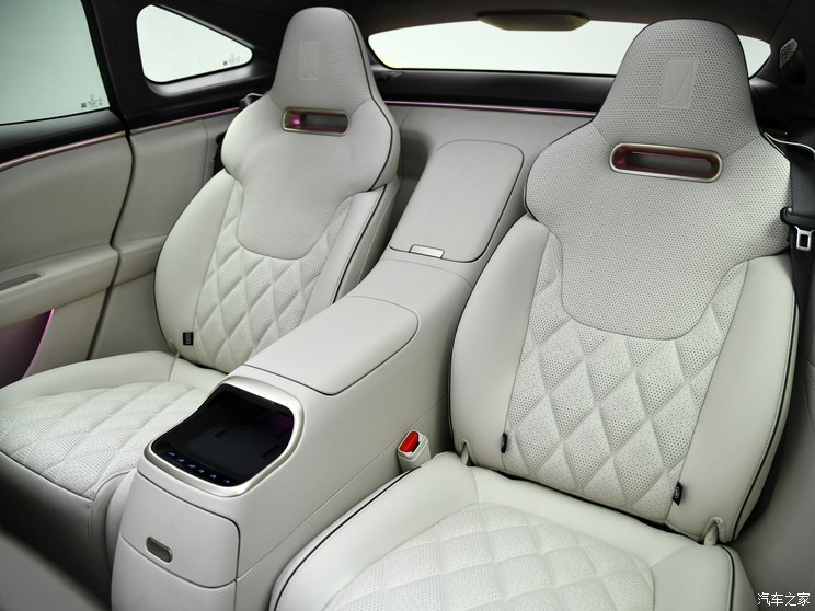 阿维塔科技 阿维塔11 2024款 改款 鸿蒙版 智享升级款 116度 奢享版 阿维塔科技 阿维塔11 2024款 改款 鸿蒙版 智享升级款 116度 奢享版