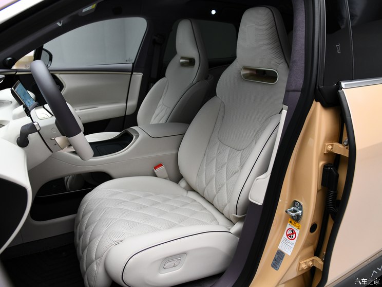 阿维塔科技 阿维塔11 2024款 改款 鸿蒙版 智享升级款 116度 奢享版 阿维塔科技 阿维塔11 2024款 改款 鸿蒙版 智享升级款 116度 奢享版