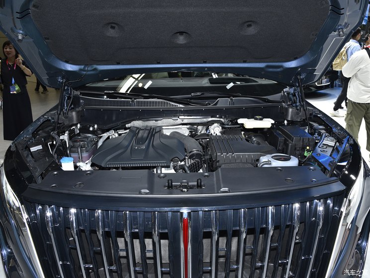 一汽红旗 红旗HS7 PHEV 2024款 基本型 6座 一汽红旗 红旗HS7 PHEV 2024款 基本型 6座