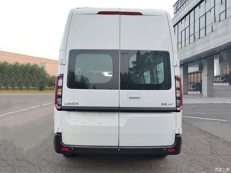 远程 超级VAN 2024款 长轴高顶 6座 远程 超级VAN 2024款 长轴高顶 6座