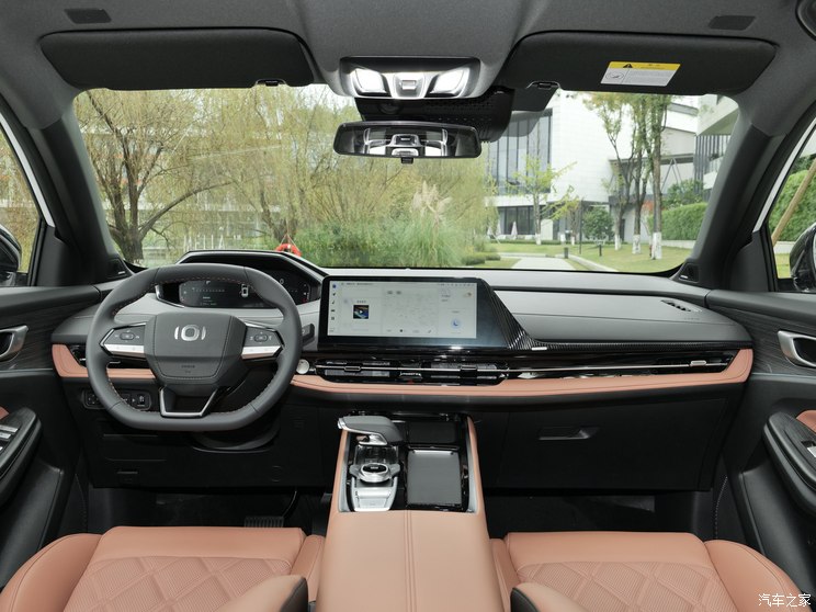 长安启源 长安启源Q05 2023款 插电式混合动力基本型 长安启源 长安启源Q05 2023款 插电式混合动力基本型