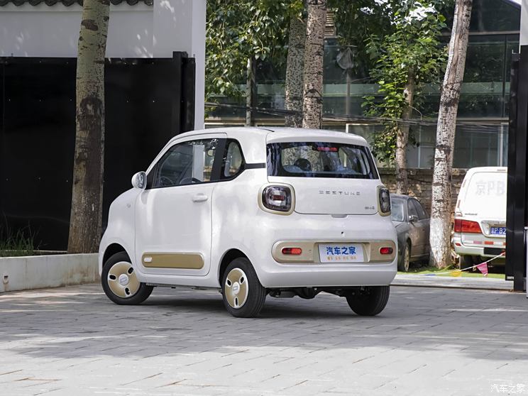 一汽奔腾 奔腾小马 2024款 170km 活力马 一汽奔腾 奔腾小马 2024款 170km 活力马