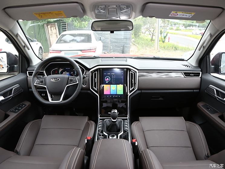 江淮汽车 悍途 2023款 2.0T 手动柴油四驱精英型大双 江淮汽车 悍途 2023款 2.0T 手动柴油四驱精英型大双