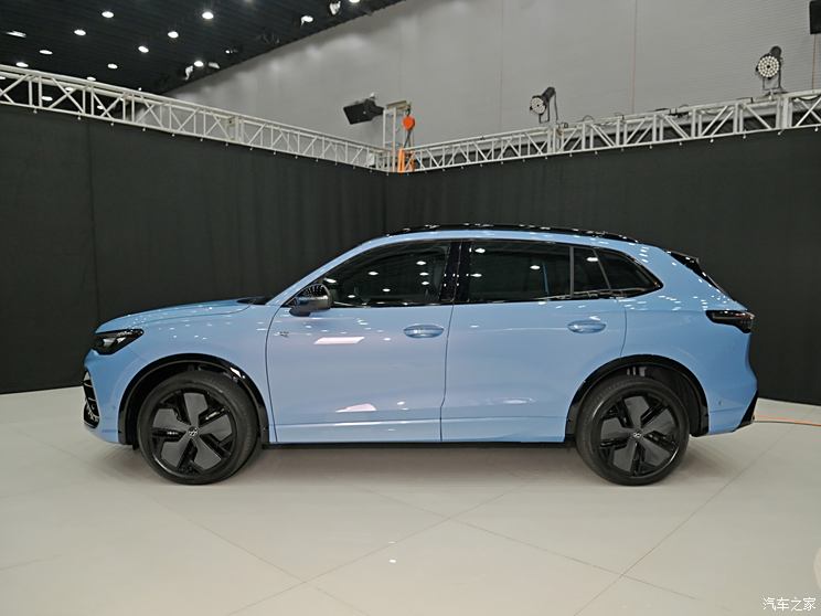 上汽大众 途观L 2024款 PRO 380TSI 四驱R-Line破境版 上汽大众 途观L 2024款 PRO 380TSI 四驱R-Line破境版