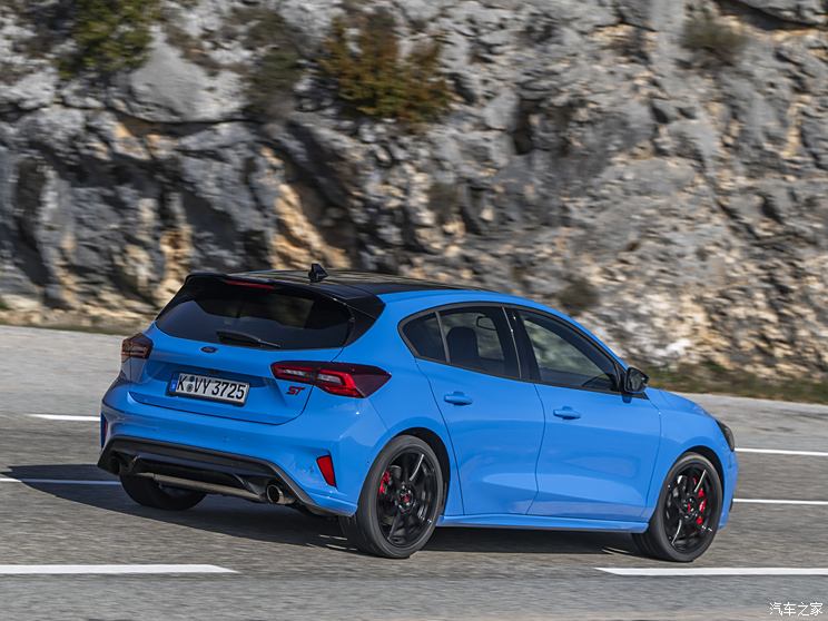 福特(进口) 福克斯(进口) 2024款 ST Edition 福特(进口) 福克斯(进口) 2024款 ST Edition