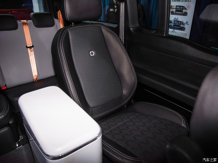 智行盒子 智行盒子BM-400 2024款 基本型 智行盒子 智行盒子BM-400 2024款 基本型