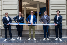 位于阿姆斯特丹的蔚来中心正式开业-鹏城车网