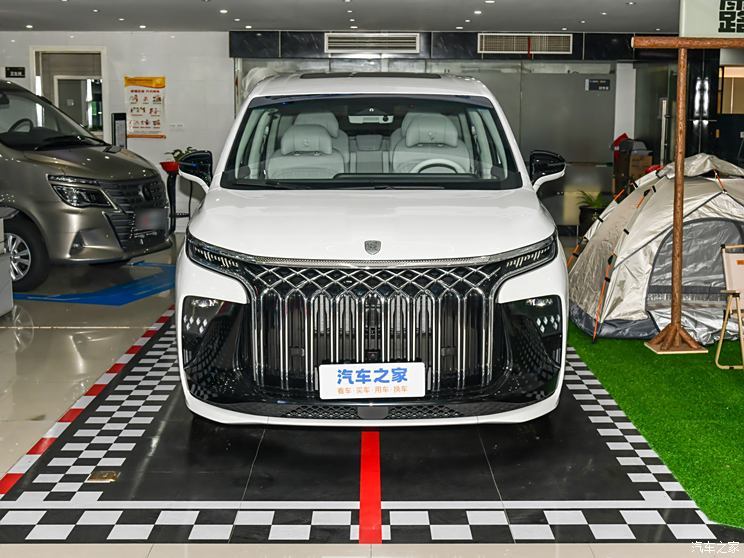 东风风行 星海V9 2024款 1.5TD 200km 中国结系列 尊享型 东风风行 星海V9 2024款 1.5TD 200km 中国结系列 尊享型