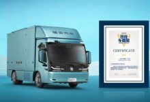 极限之上,创领未来!欧马可Z荣膺“轻卡科技引领之王2025”-鹏城车网